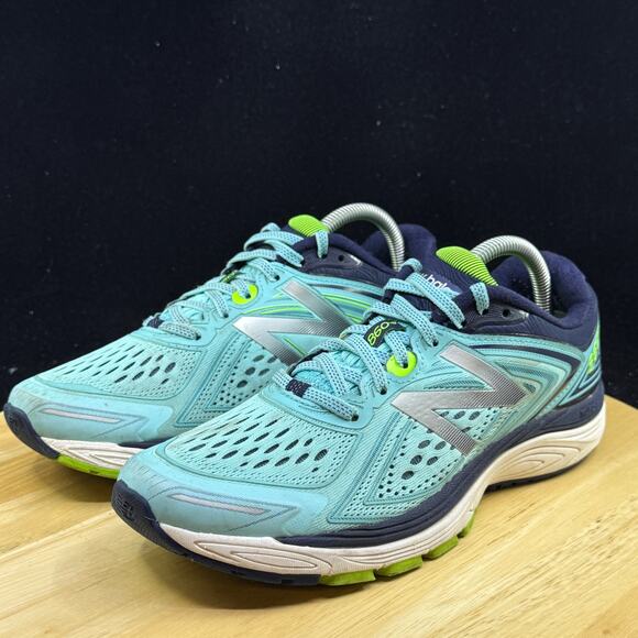 New Balance Women's W860BN8 Running Shoe, Bright Blue, Size 9 - Picture 2 of 10